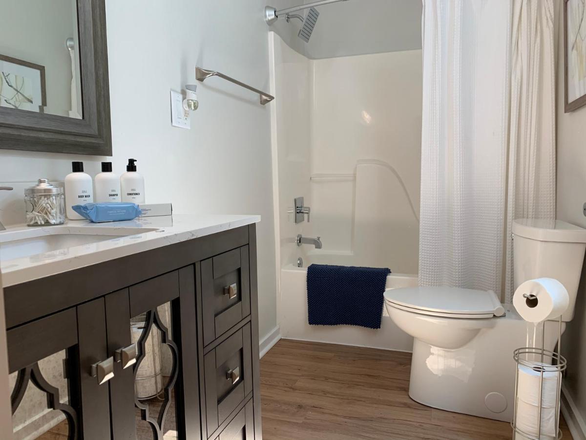 Normalbnb - 2 Blocks From Restaurants, Bars, Hospital Atenas Exterior foto